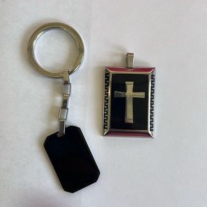 Menβs cross pendant and key chain never worn